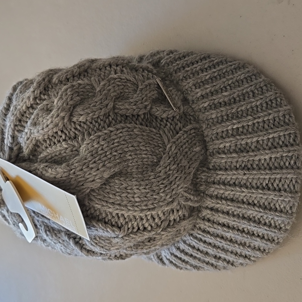 Michael Kors gray knit hat, NWT